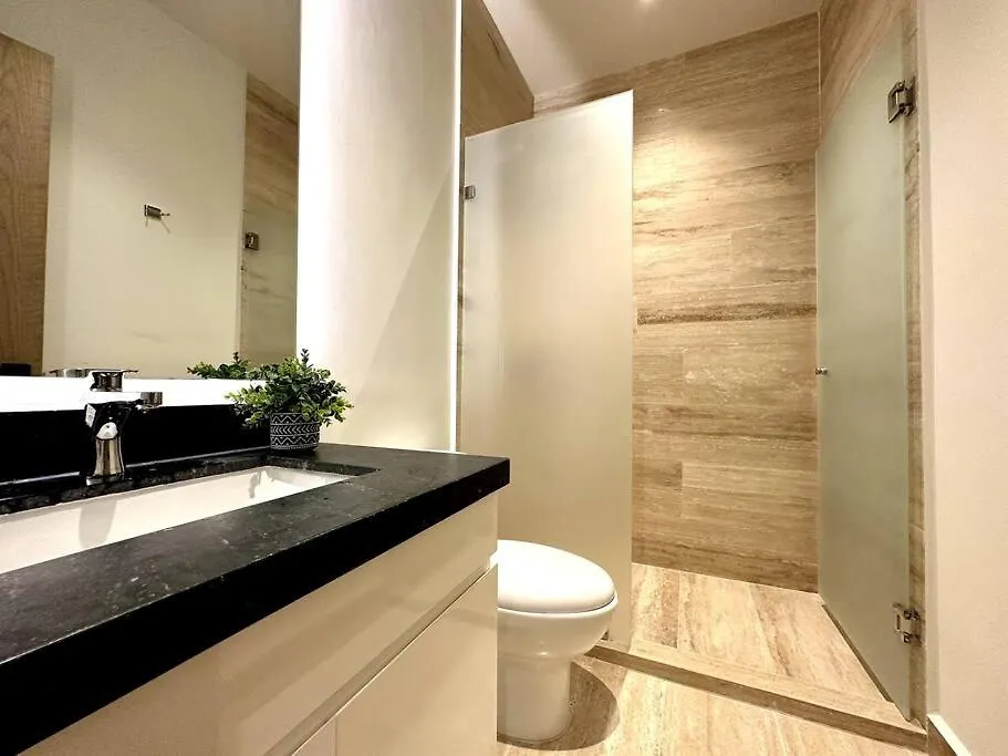 Modern Loft With Rooftop Pool & Gym By Solmar Rentals Playa del Carmen Appartamento