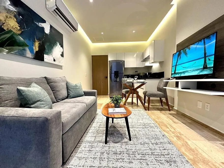 Modern Loft With Rooftop Pool & Gym By Solmar Rentals Playa del Carmen Appartamento